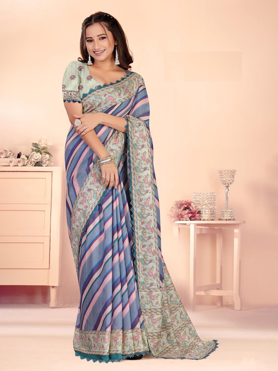 

Jaanvi Striped Saree, Purple