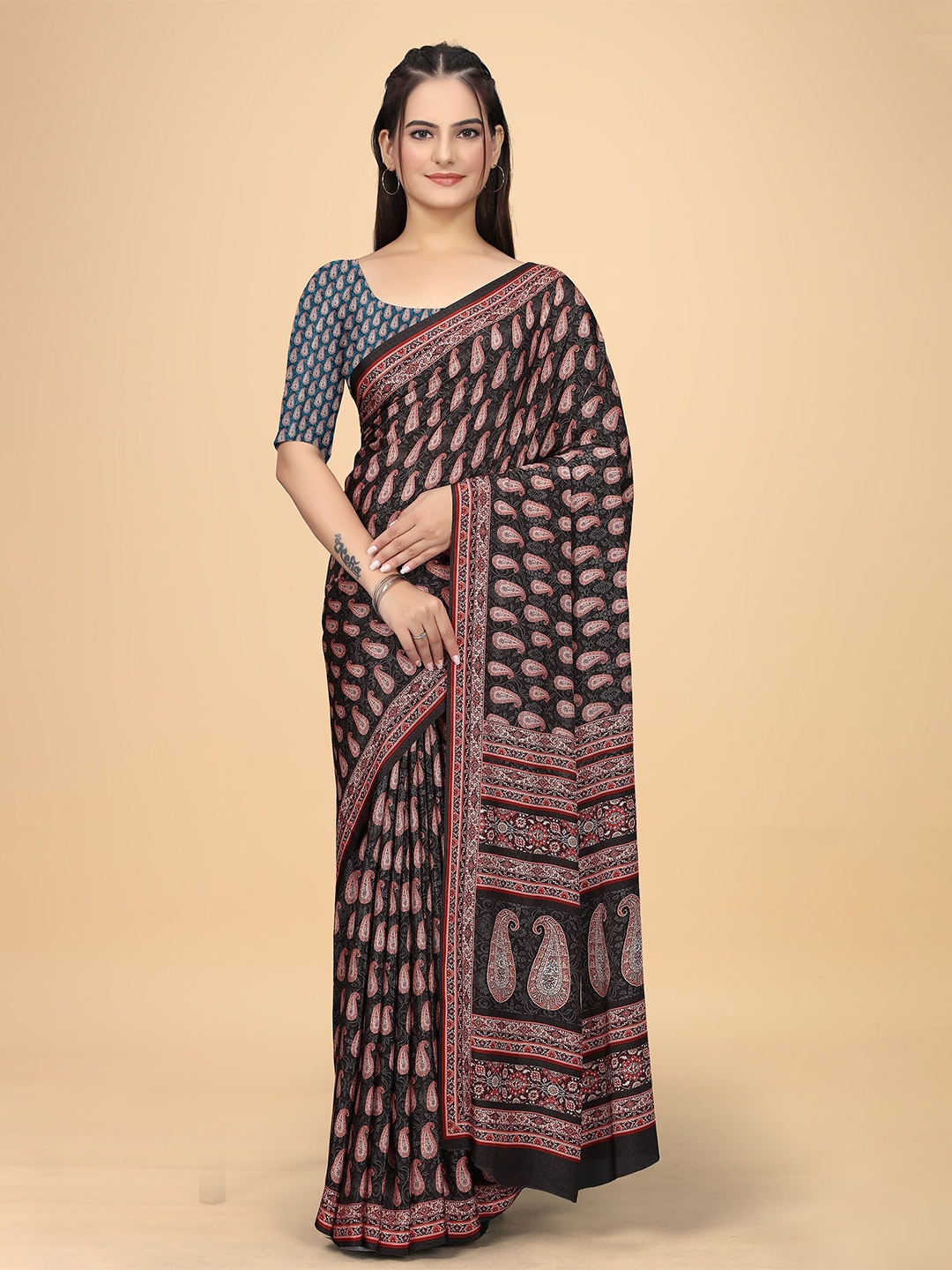 

K 5 Fashion Paisley Pure Crepe Saree, Black