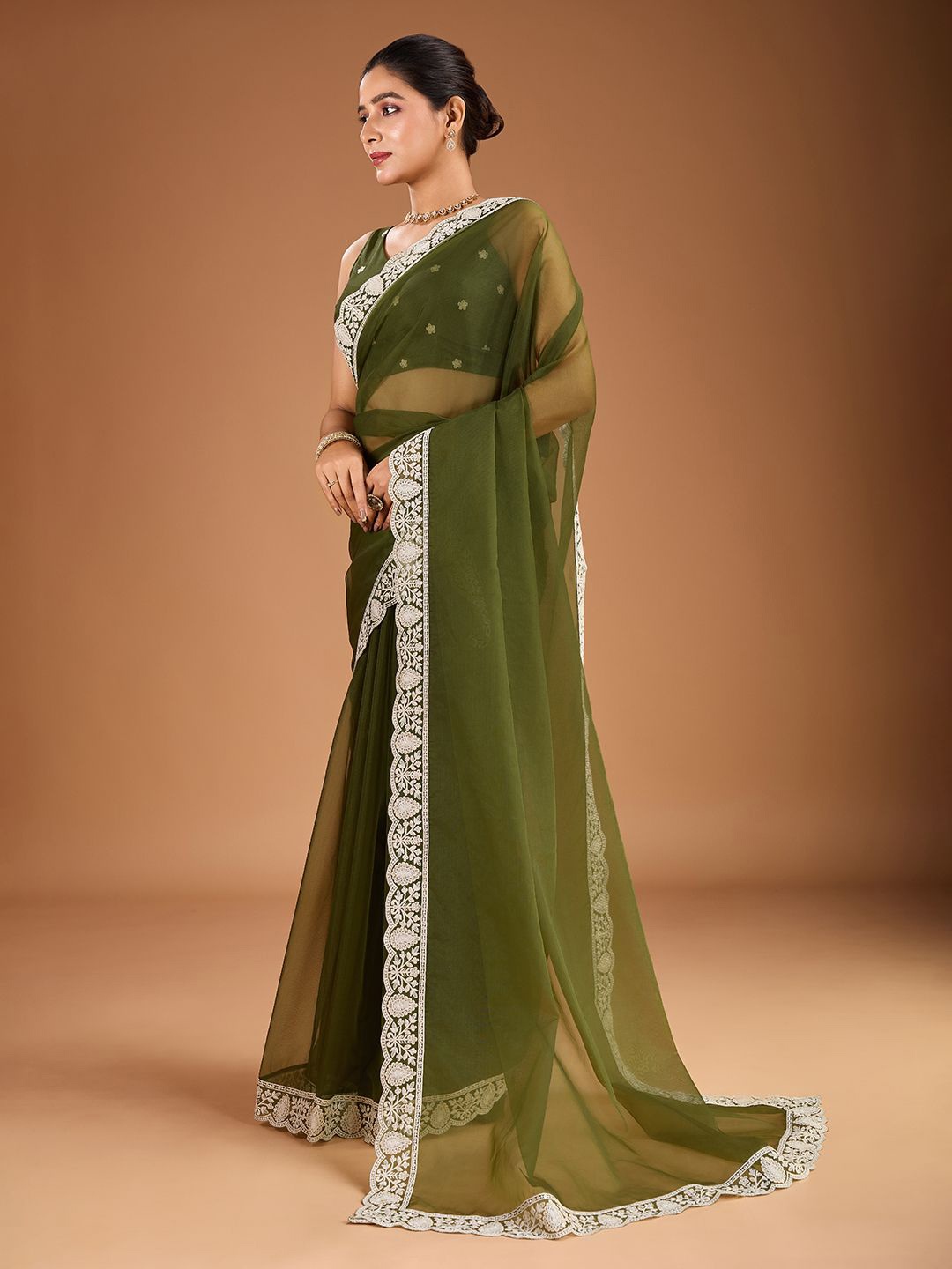 

House of Pataudi Embroidered Saree with Blouse Piece, Green