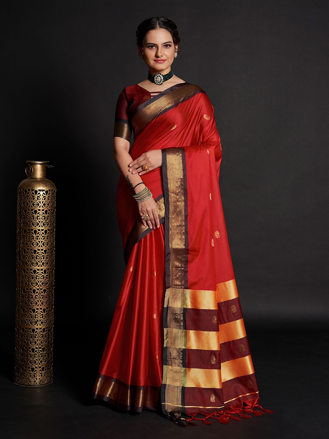 

bansari textiles Woven Design Zari Saree, Maroon