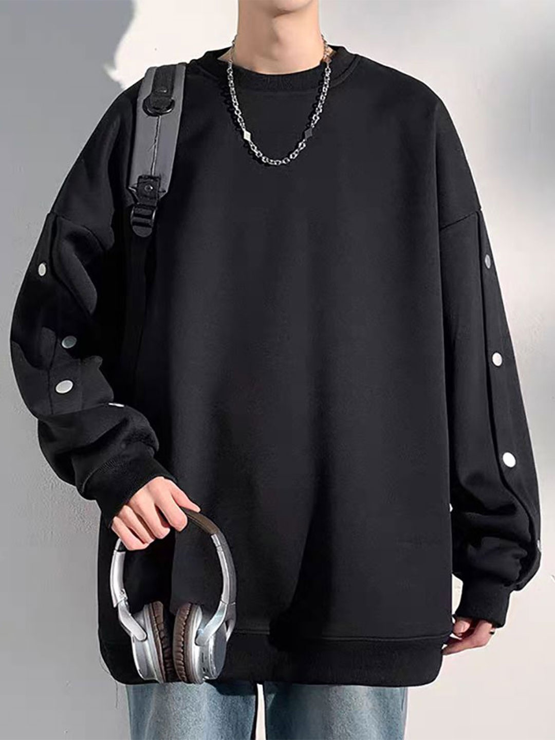 

StyleCast x Revolte Men Pullover Sweatshirt, Black