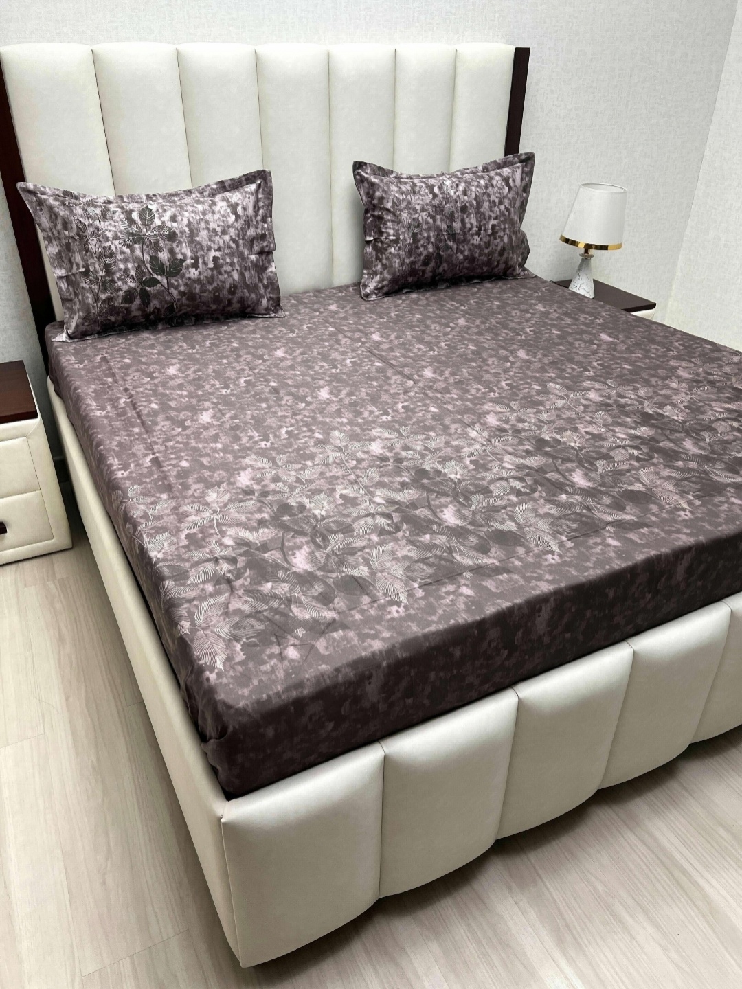 

Pure Decor Royal Majestic Printed Pure Cotton 260 TC King Bedsheet Set 2.74 m x 2.74 m, Brown