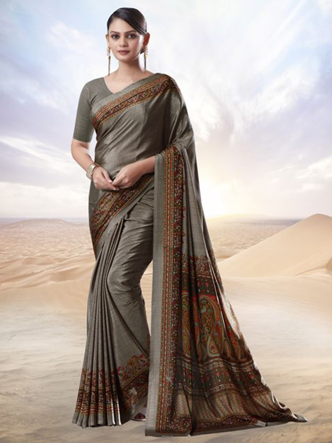 

Jaanvi Women Printed Pure Crepe Saree, Brown