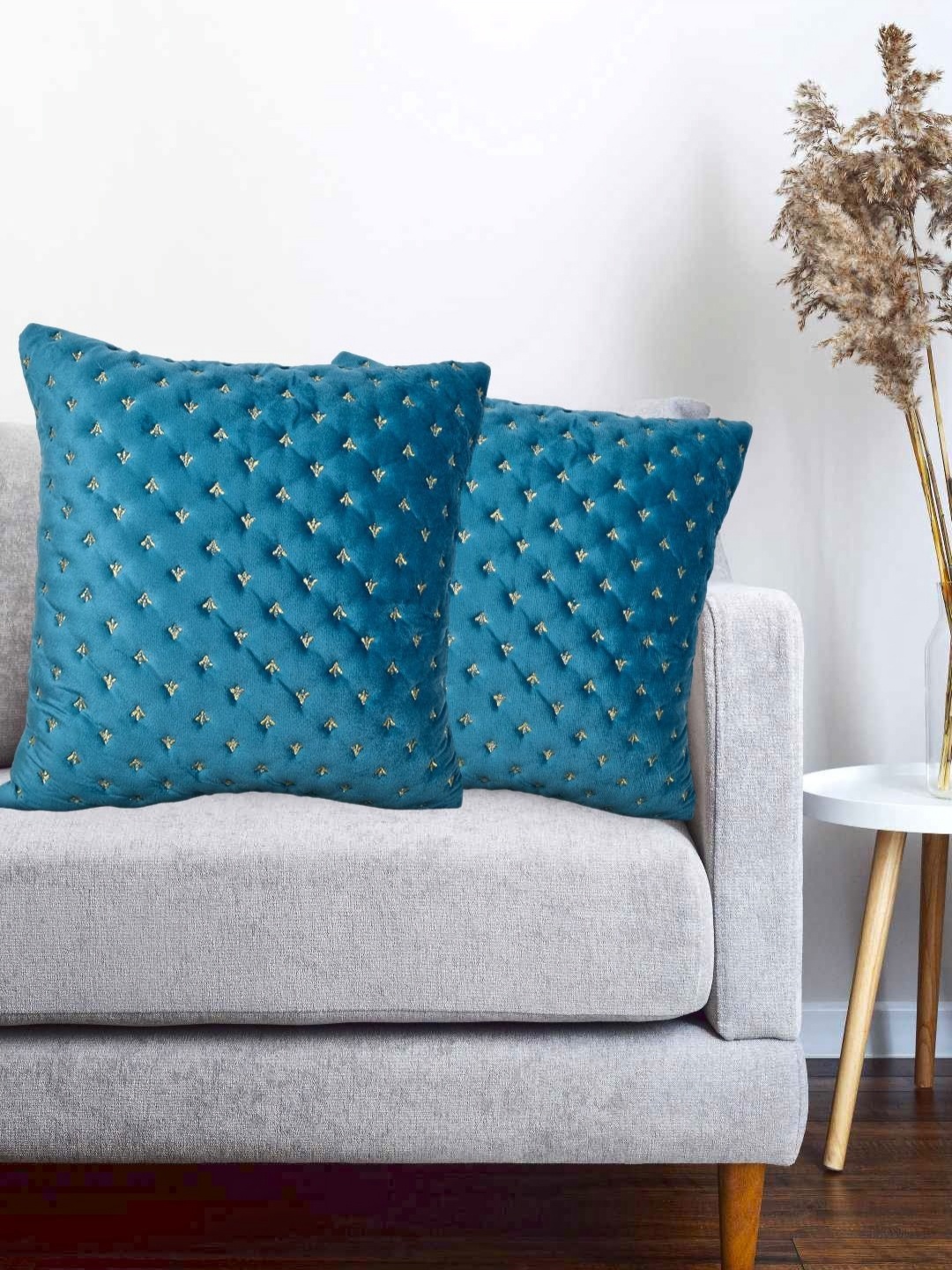 

Vinayaka Fab Blue And Gold-Toned 2 Pieces Embroidered Velvet Square Cushion Covers