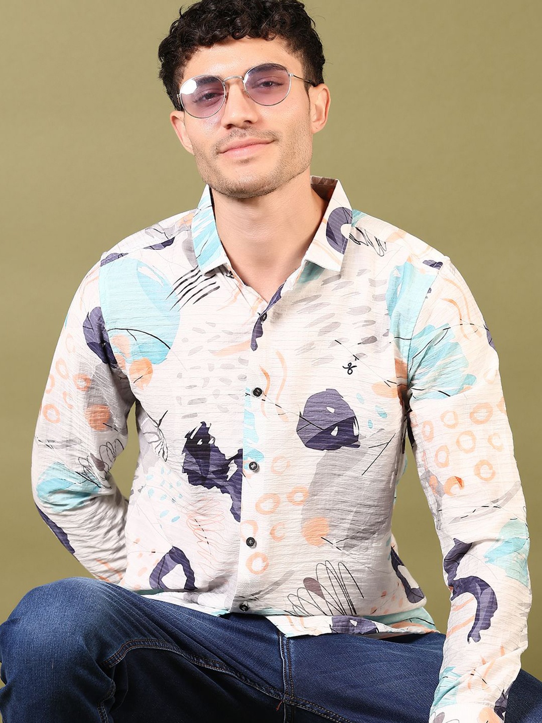 

V-Mart Men Spread Collar Abstract Printed Cotton Casual Shirt, White