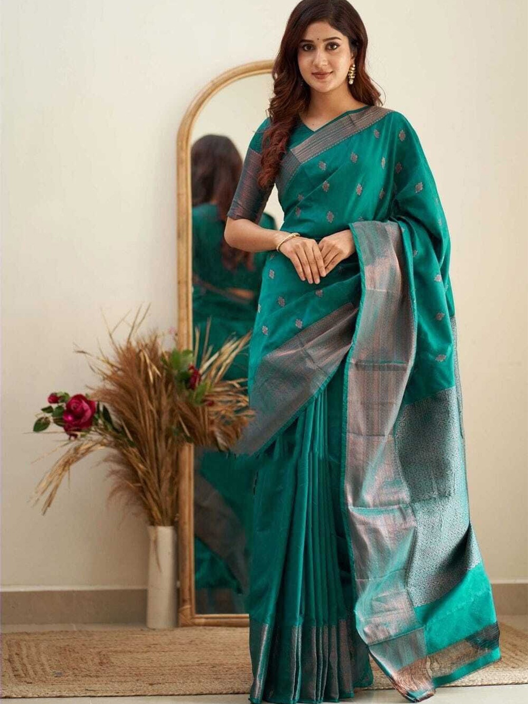 

bansari textiles Banarasi Saree, Green