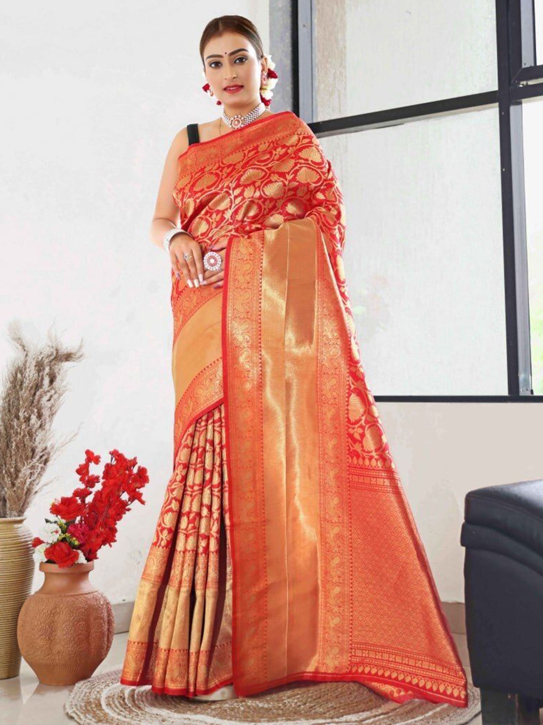 

bansari textiles Woven Design Zari Kanjeevaram Saree, Red