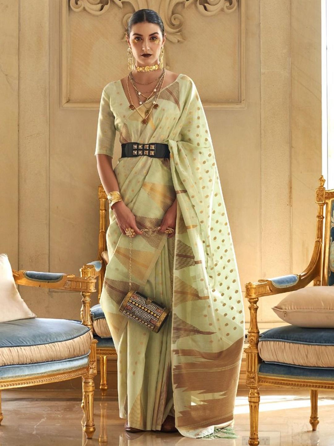 

Anouk Woven Design Zari Banarasi Saree, Lime green