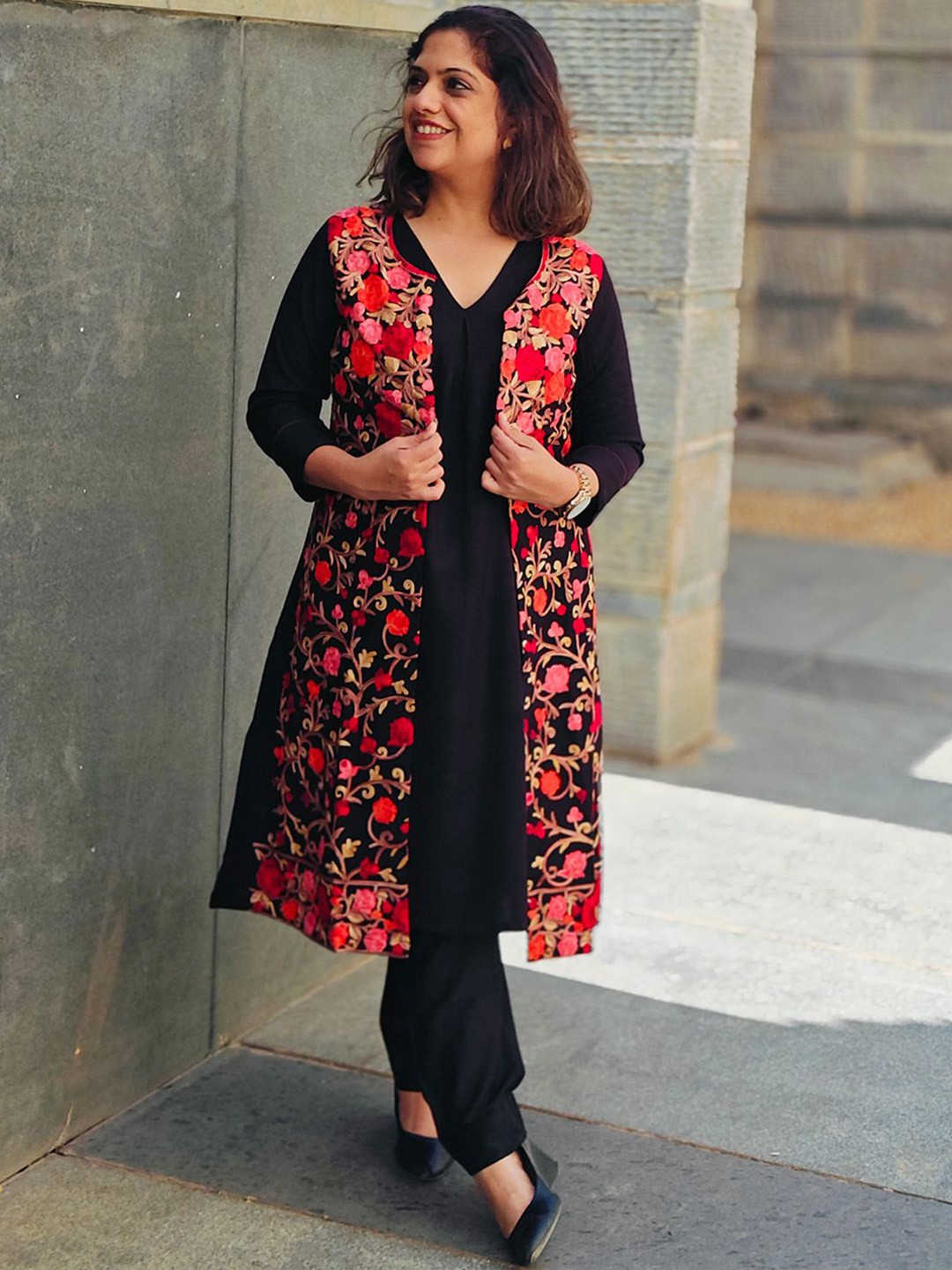 

The Mom Store Women Embroidered Layered Thread Work Maternity Shacket Kurta with Trousers, Black