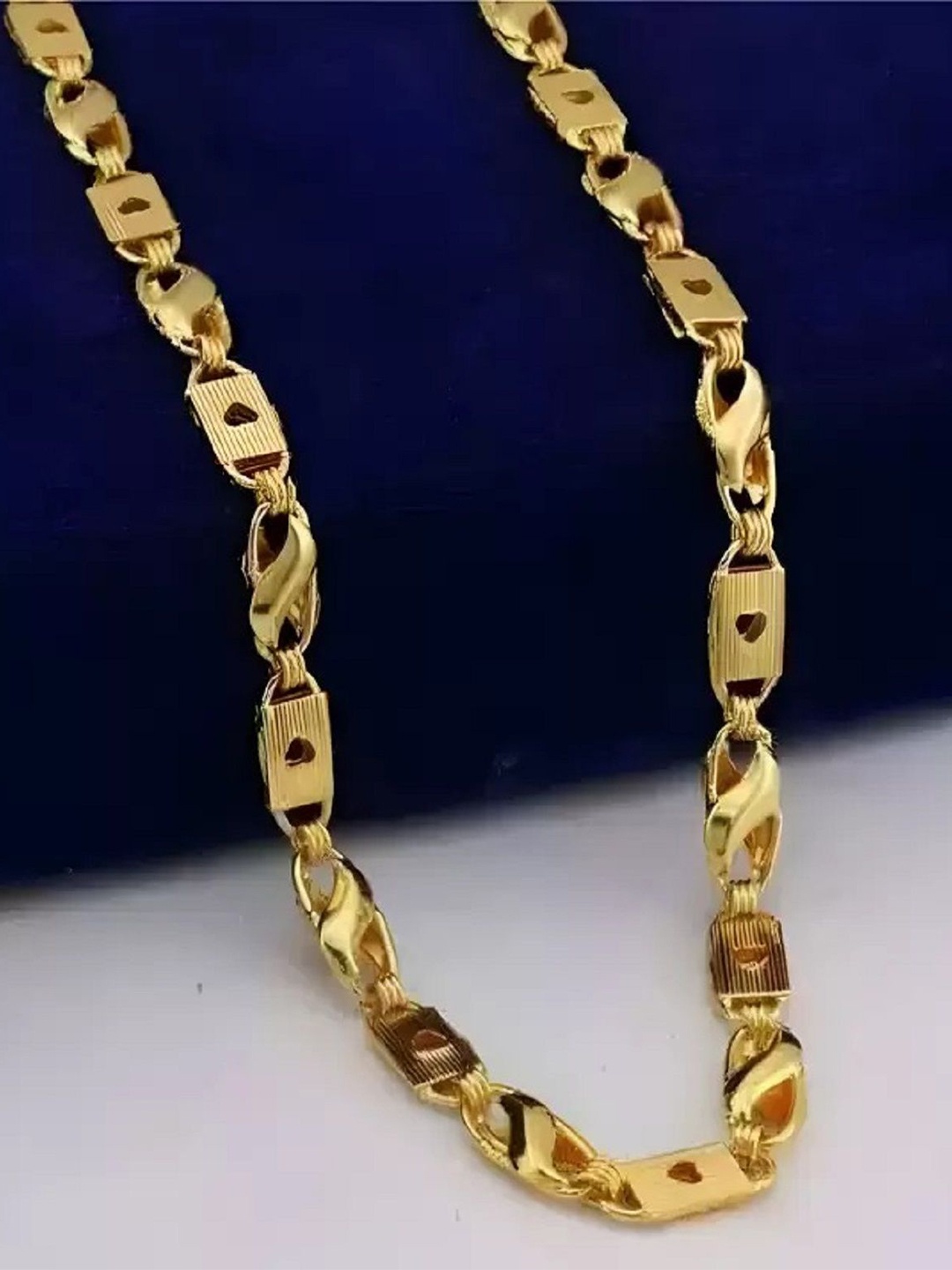 

AKLINA Unisex Gold-Plated Chain