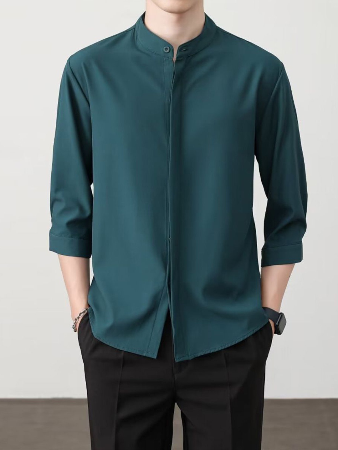 

StyleCast x Revolte Men Opaque Casual Shirt, Green
