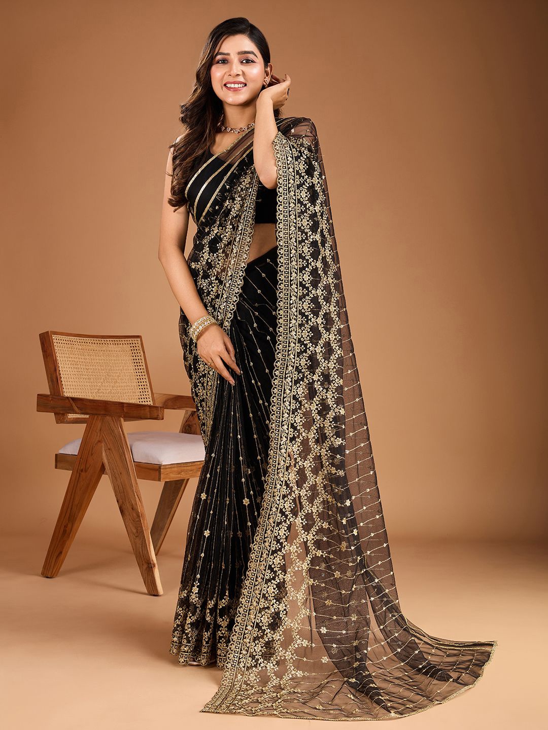 

House of Pataudi Sequinned Embroidered Saree with Blouse Piece, Black