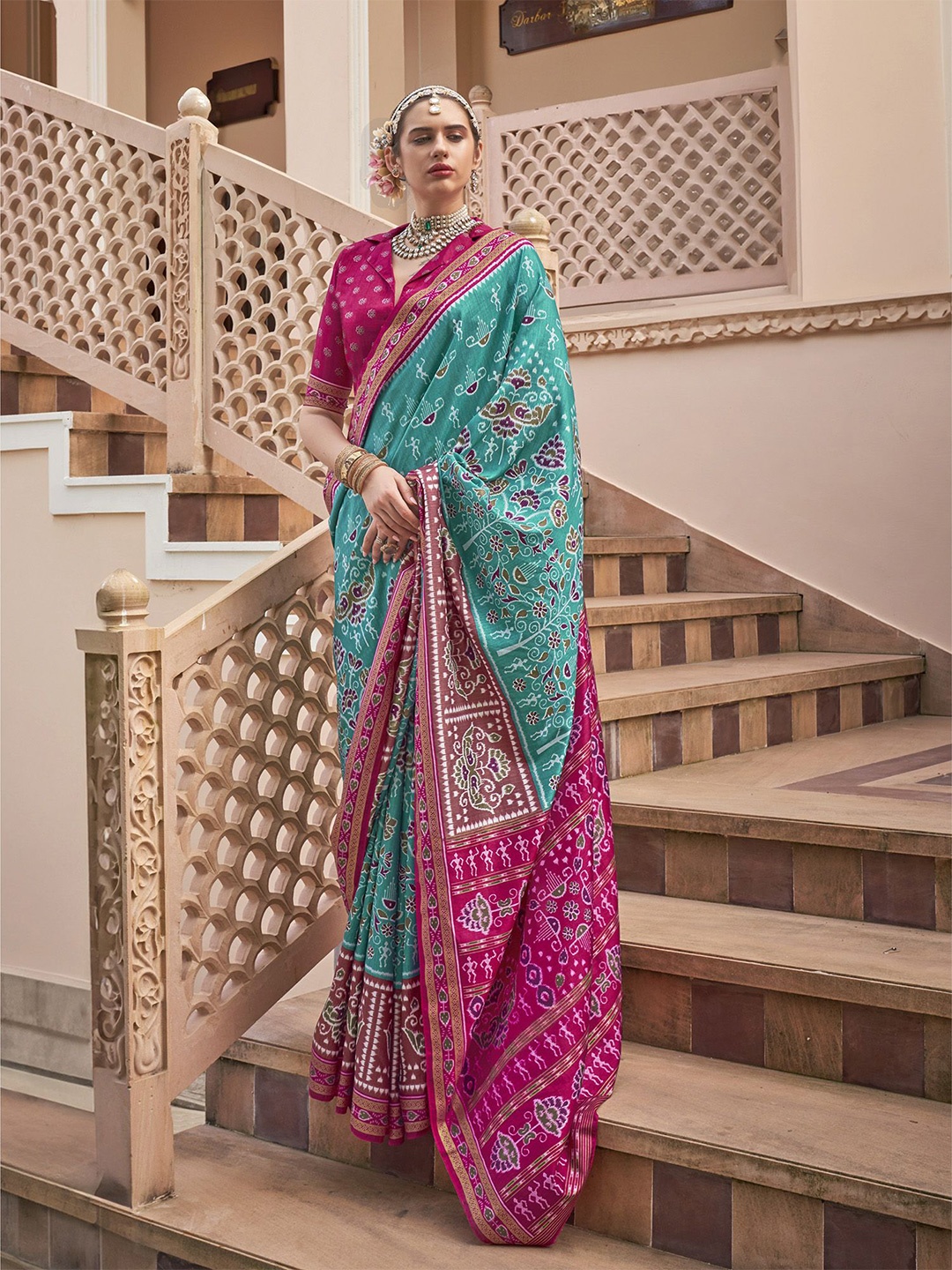 

elora Ethnic Motifs Printed Patola Saree, Turquoise blue