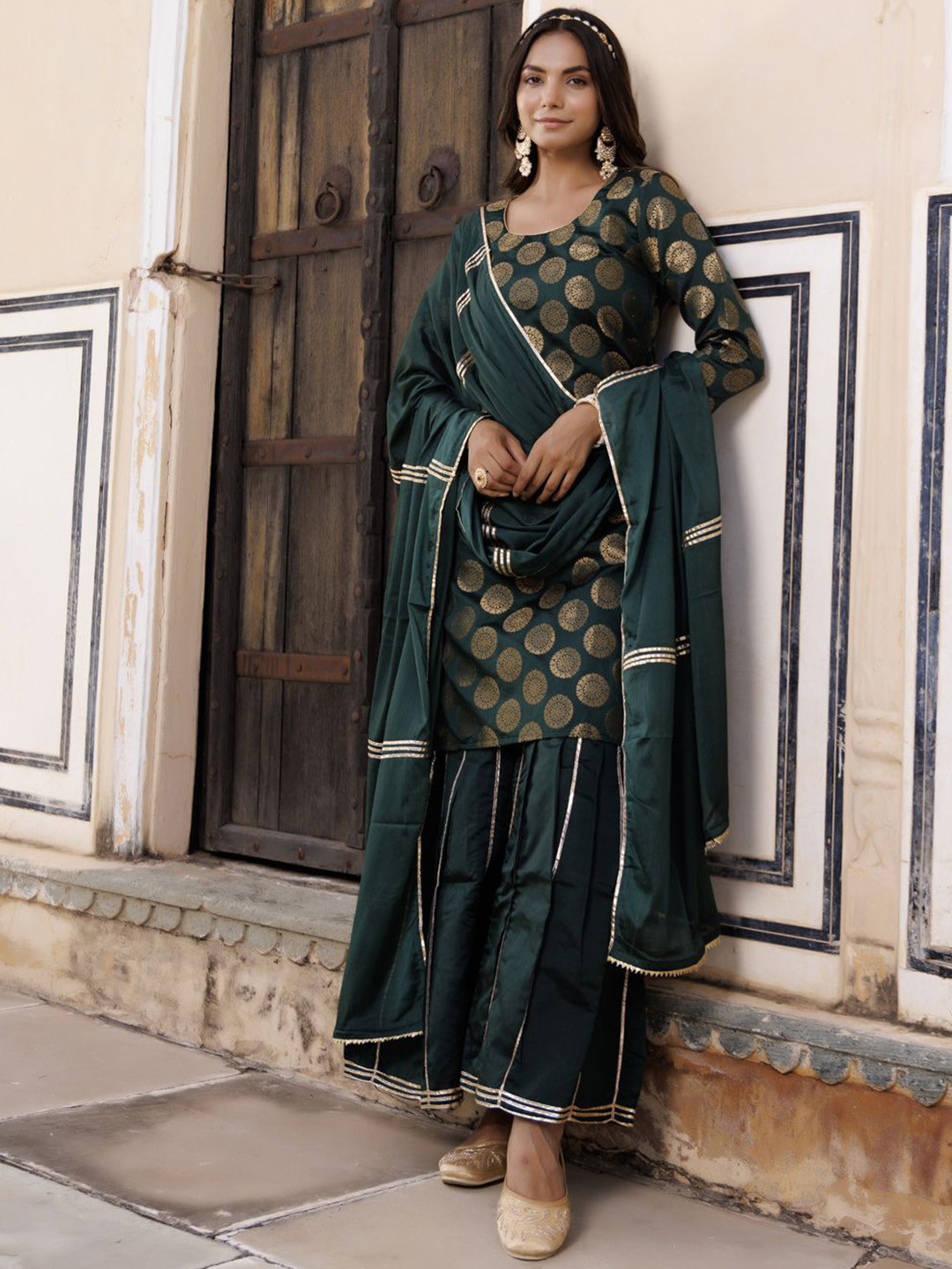 

Geroo Luxe Ethnic Motifs Woven Design Zari Pure Silk Straight Kurta With Palazzo & Dupatta, Green