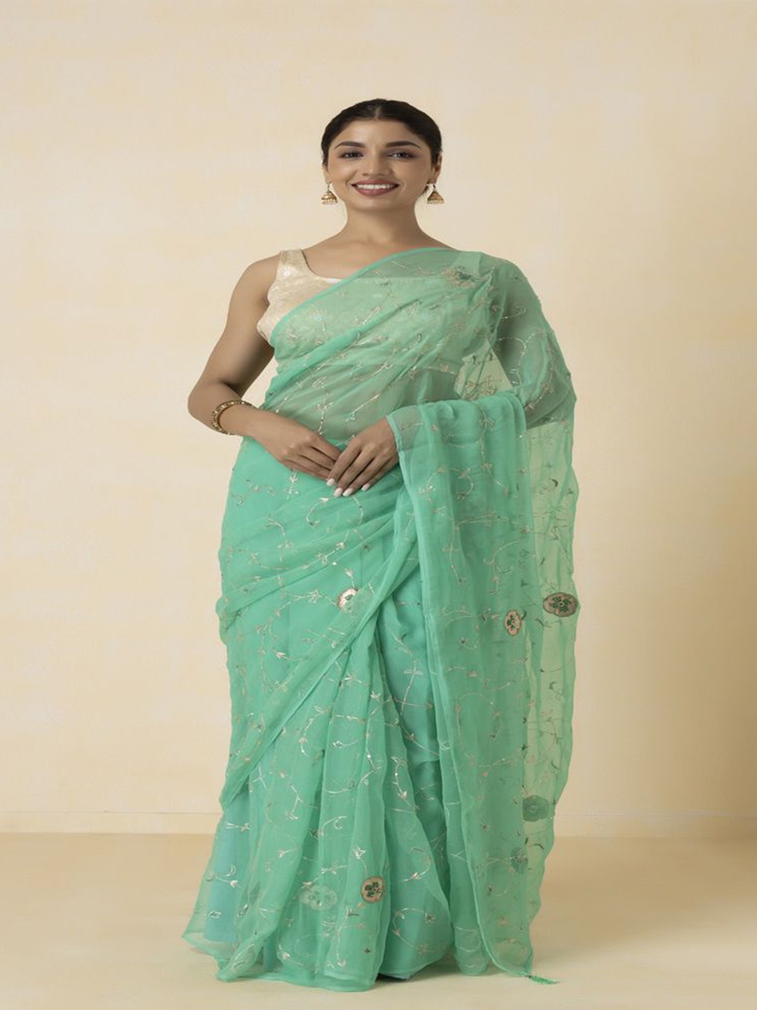 

Geroo Luxe Floral Embroidered Sequinned Pure Chiffon Saree, Blue