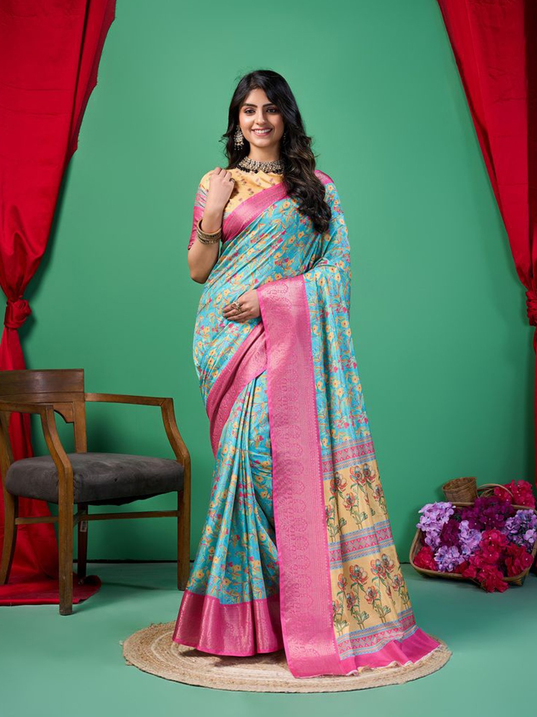 

Fashion FRICKS Floral Printed Zari Saree, Blue