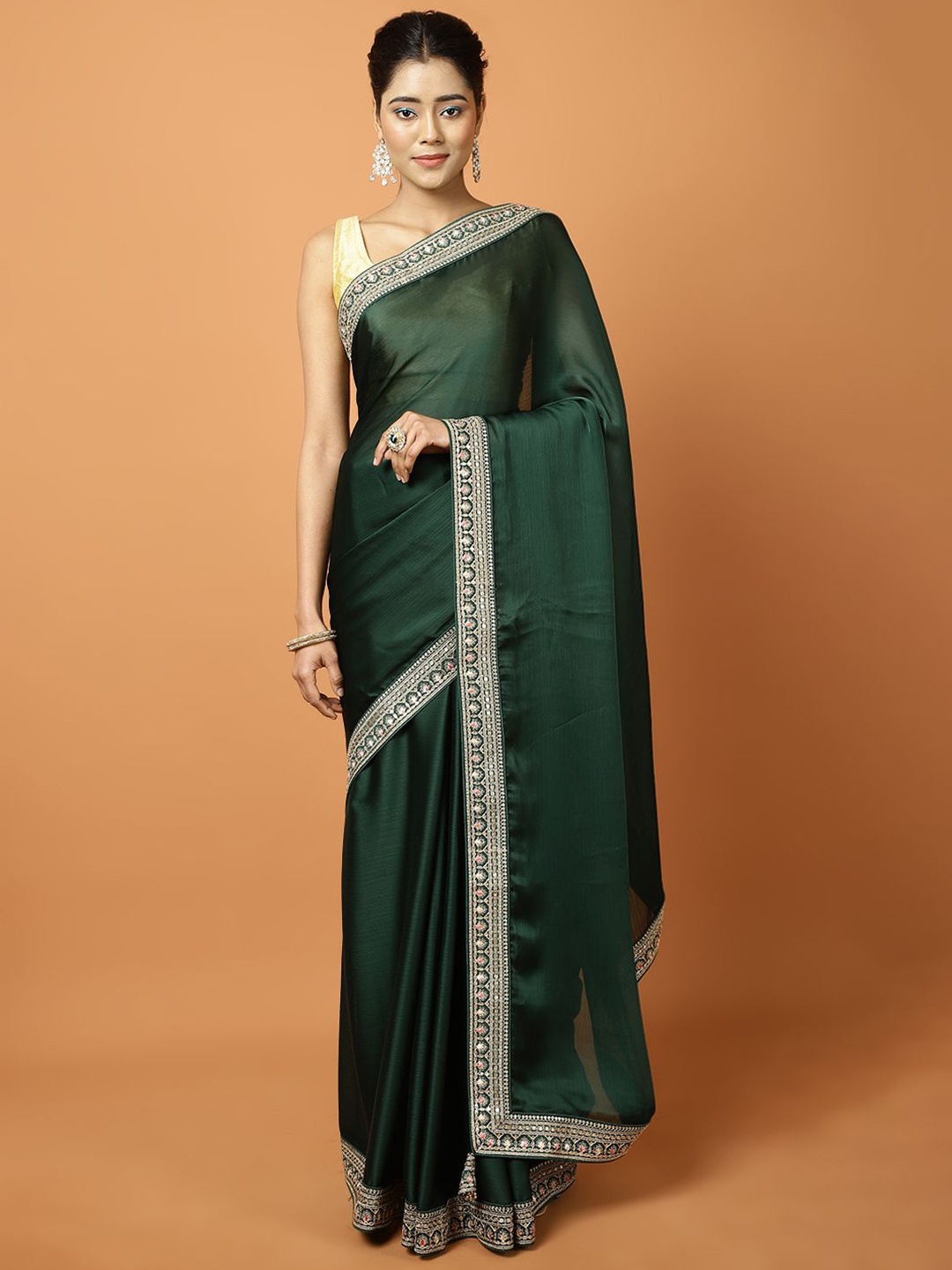 

Meena Bazaar Embellished Sequinned Saree, Green