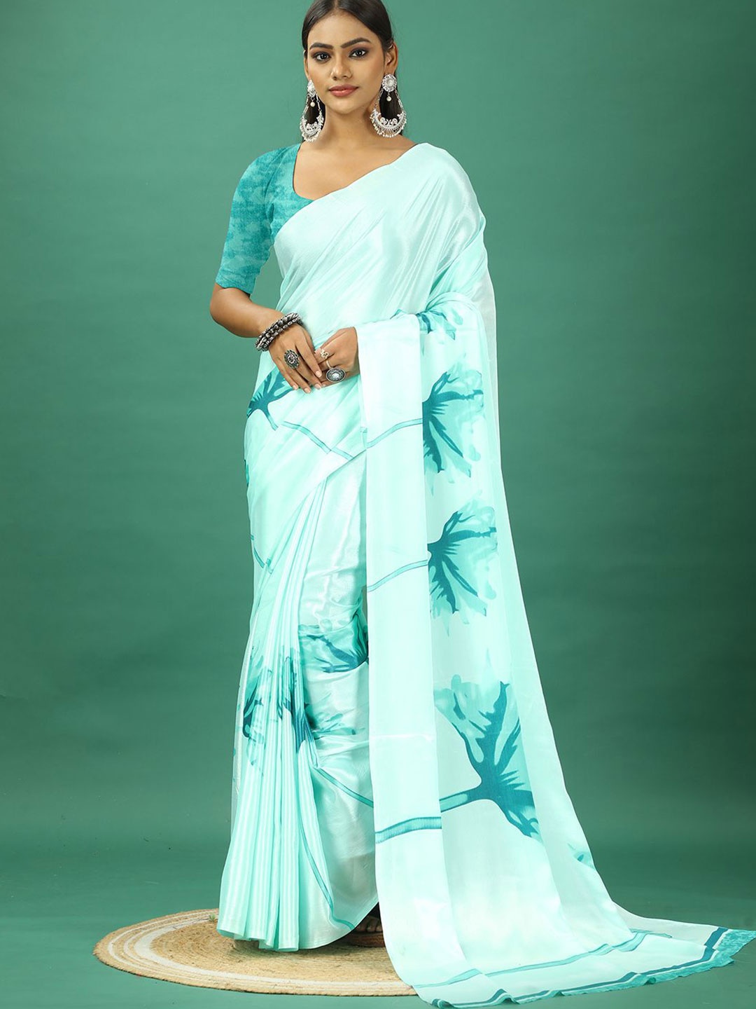 

NIRMAL CREATION Women Floral Pure Crepe Saree, Turquoise blue