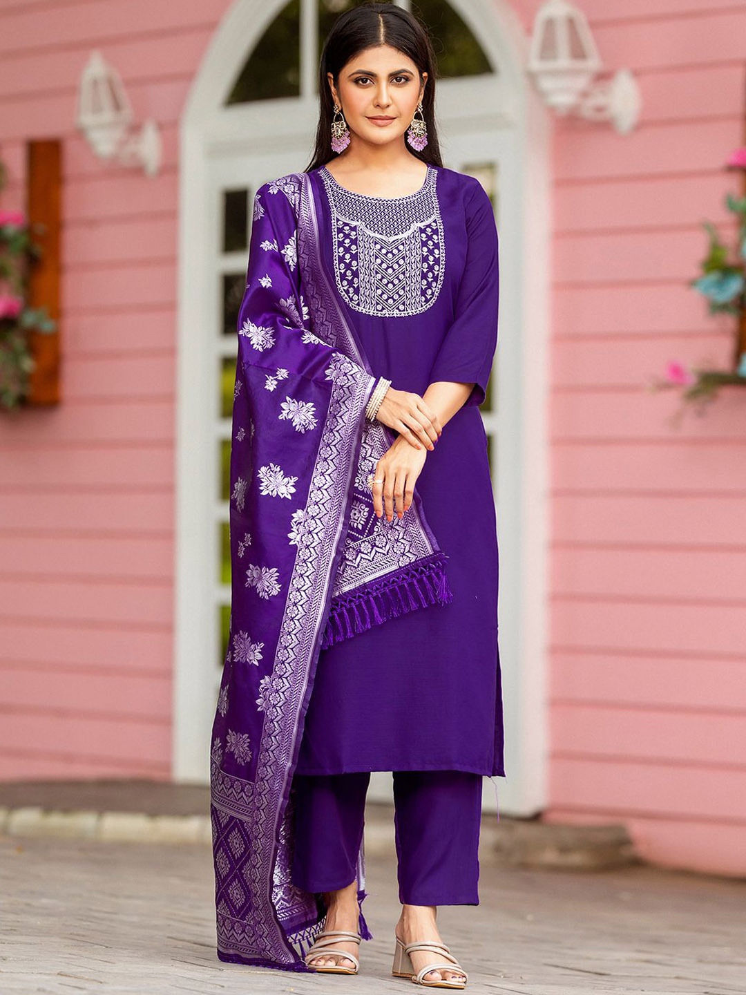 

KALINI Ethnic Motifs Yoke Design Thread Work Straight Kurta With Trousers And Dupatta, Violet