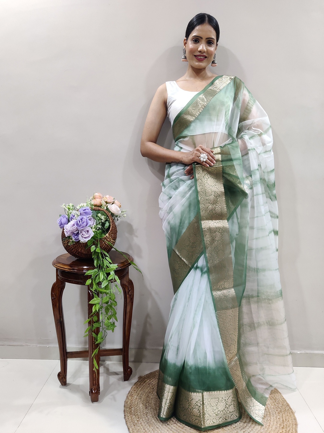 

bansari textiles Woven Design Zari Pure Cotton Kota Saree, Green
