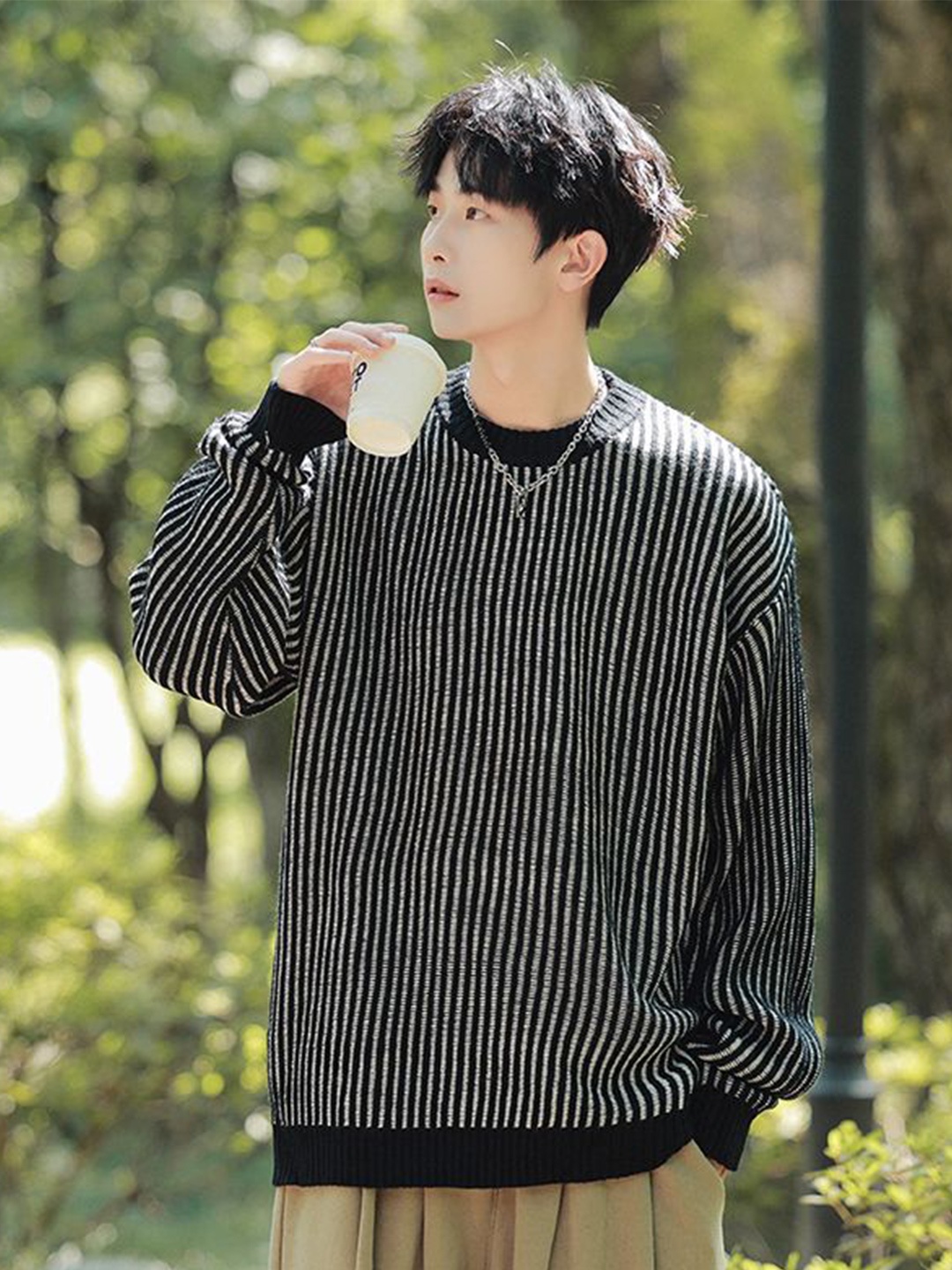 

StyleCast x Revolte Men Striped Longline Pullover, Black