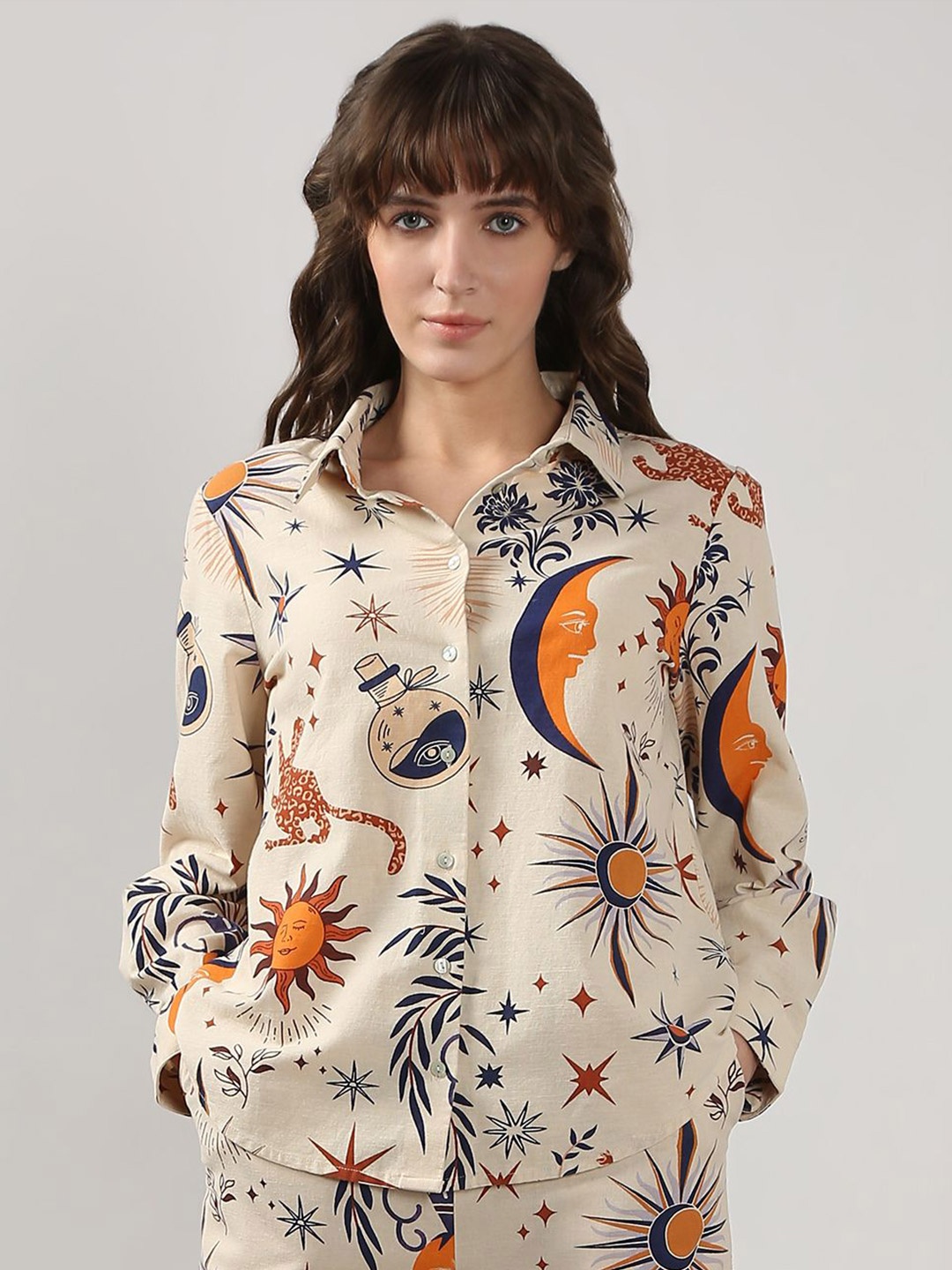 

Vero Moda Women Opaque Printed Casual Shirt, Off white