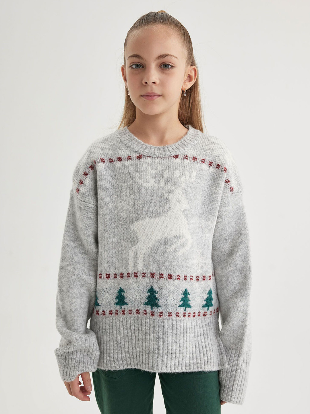 

DeFacto Girls Floral Pullover, Grey