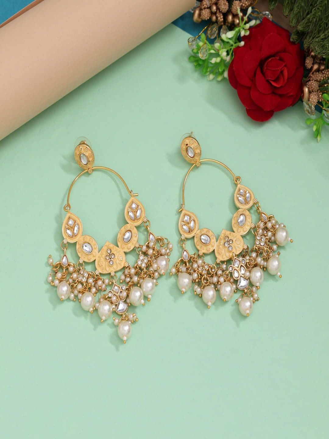 

HOUSE OF REE Gold-Plated Artificial Beaded & Kundan Studded Contemporary Shaped Chandbalis