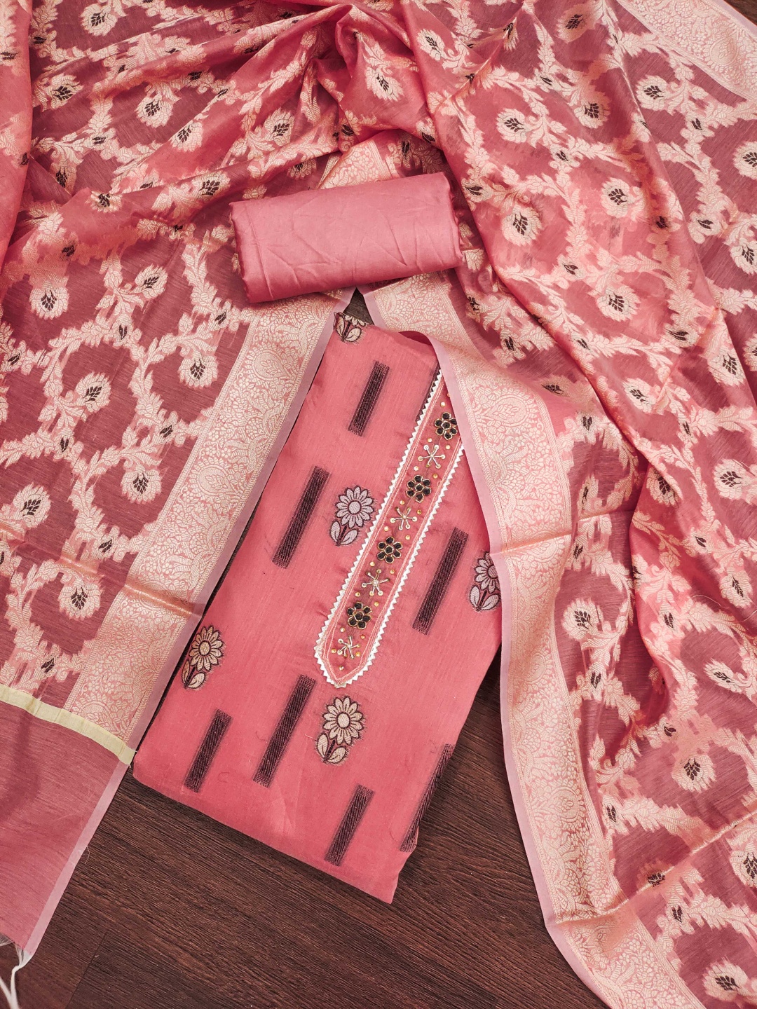 

Blissta Floral Printed Woven Design Unstitched Dress Material, Peach