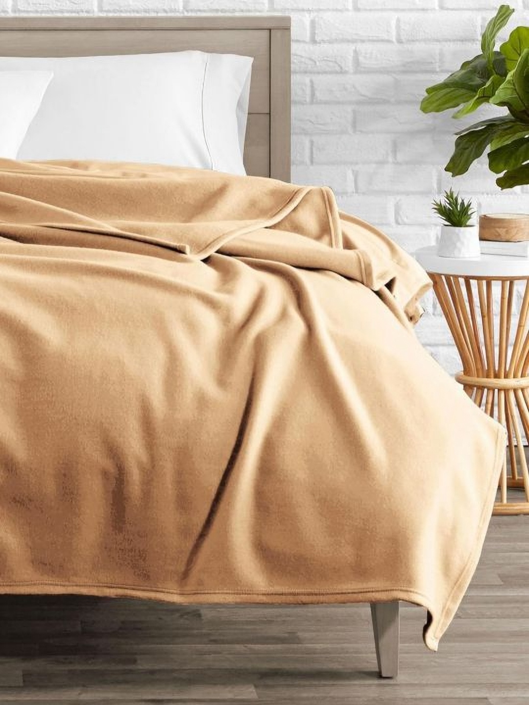 

VAS COLLECTIONS Fleece Beige AC Room 210 GSM Single Bed Blanket