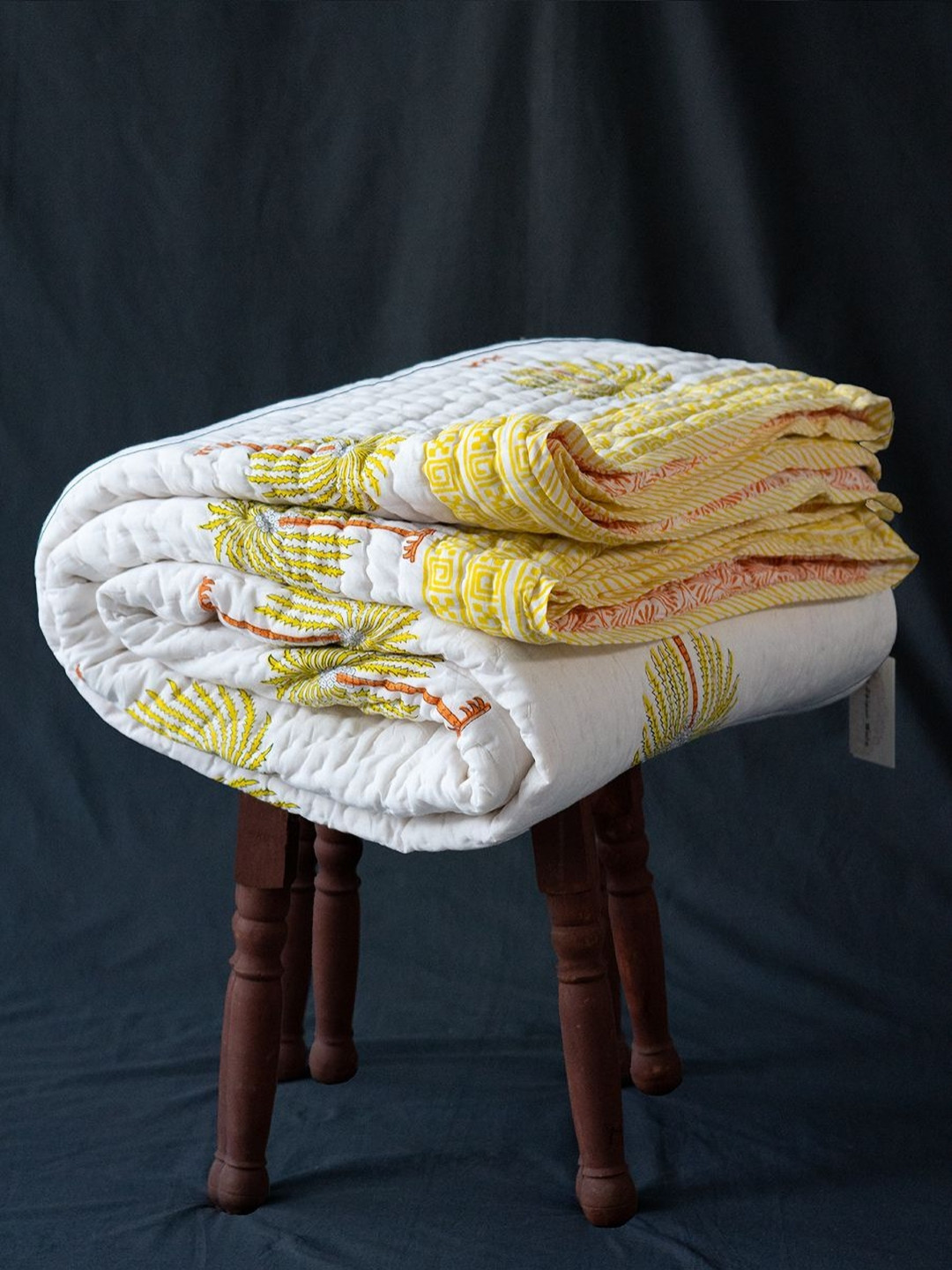 

The Jaipur Wala White Floral Printed Cotton 180 GSM AC Room Double King Bed Quilt, Yellow