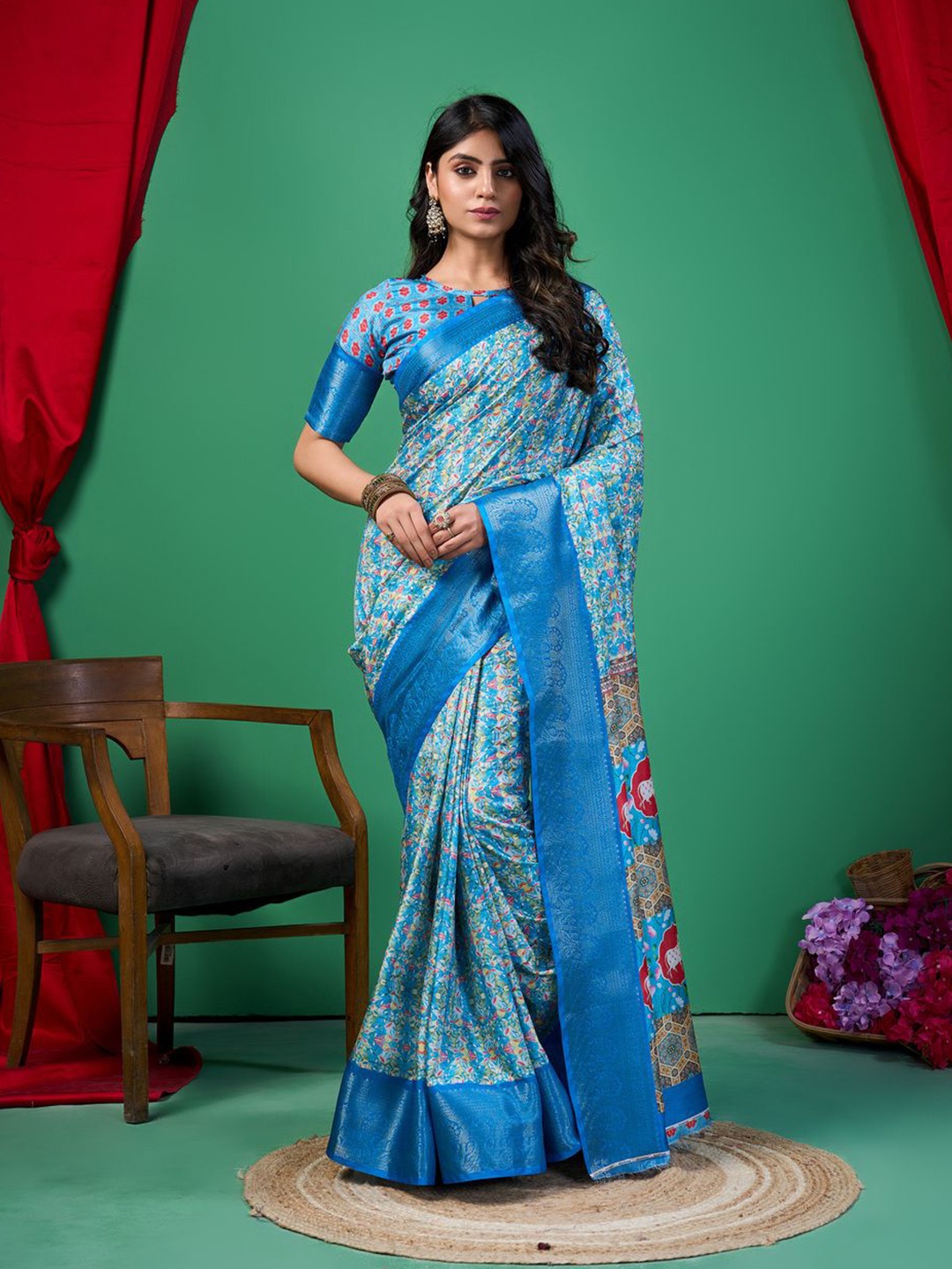 

Fashion FRICKS Ethnic Motifs Printed Zari Woven Design Saree, Blue