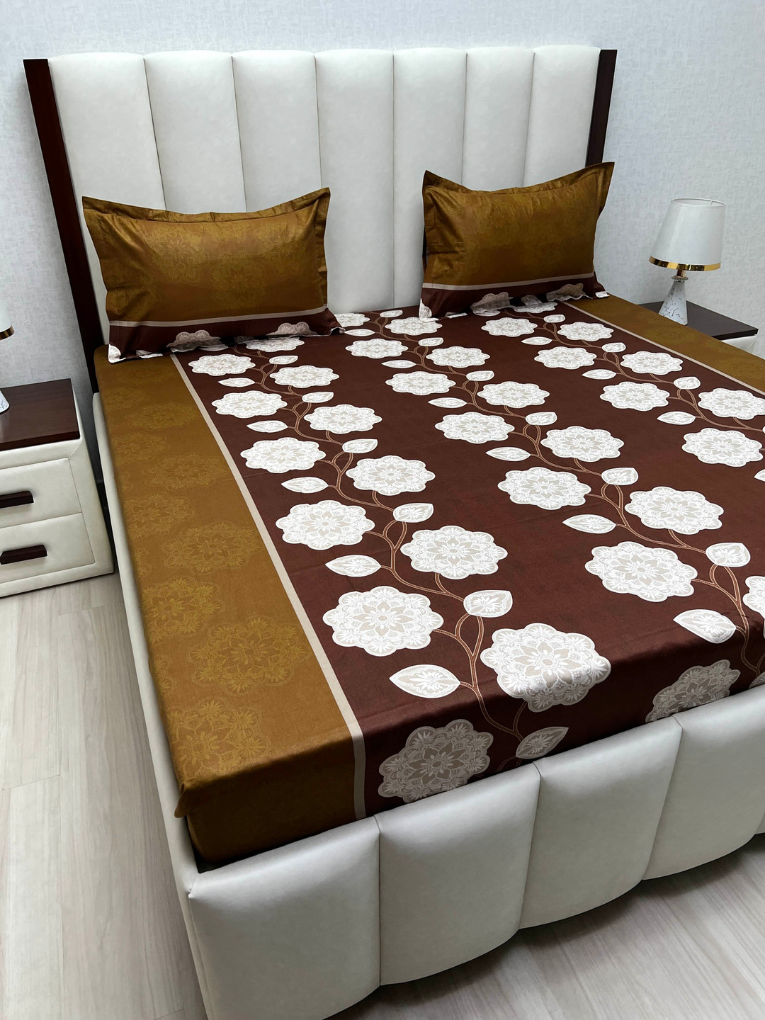 

Pure Decor passion Fur Brown Printed Pure Cotton 250 TC Queen Bedsheet Sets 2.28m x 2.54m
