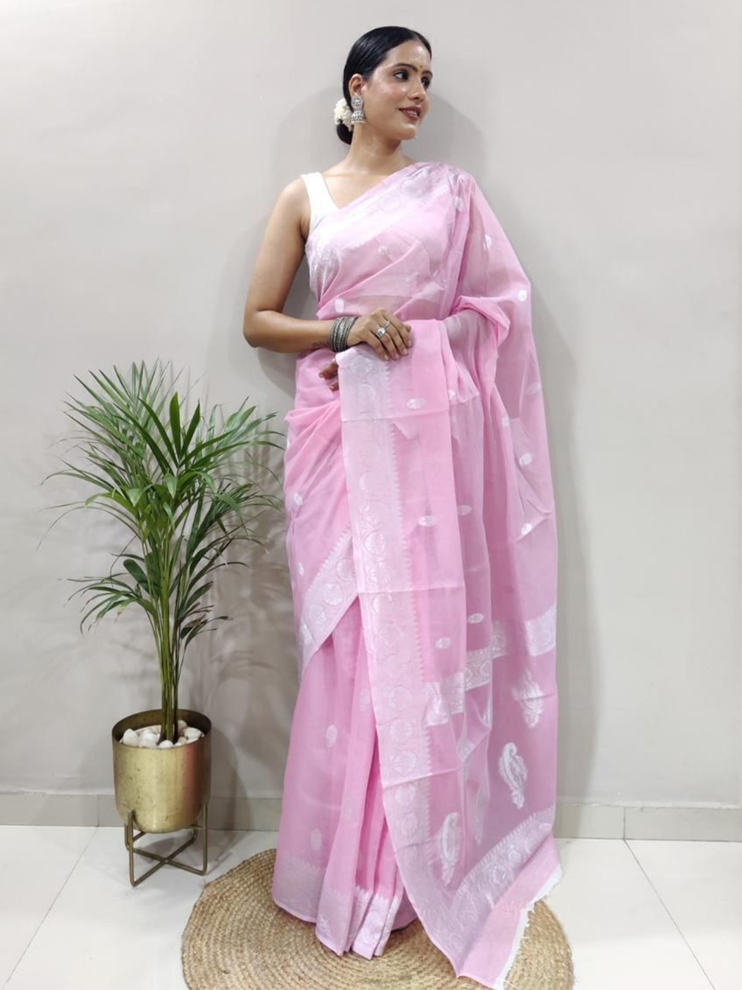 

bansari textiles Woven Design Zari Kanjeevaram Saree, Pink