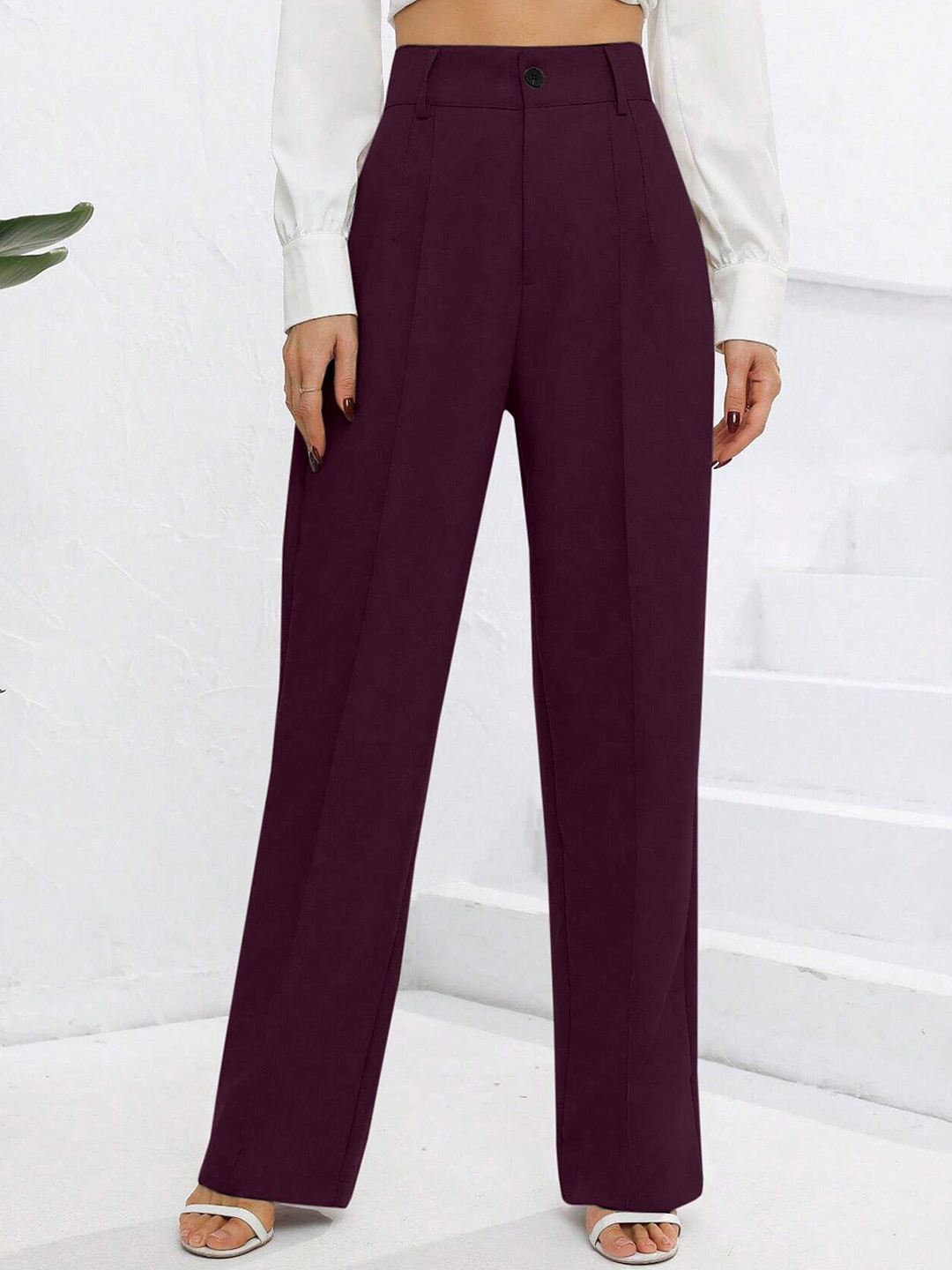 

Wuxi Women Relaxed Regular Fit Trousers, Purple