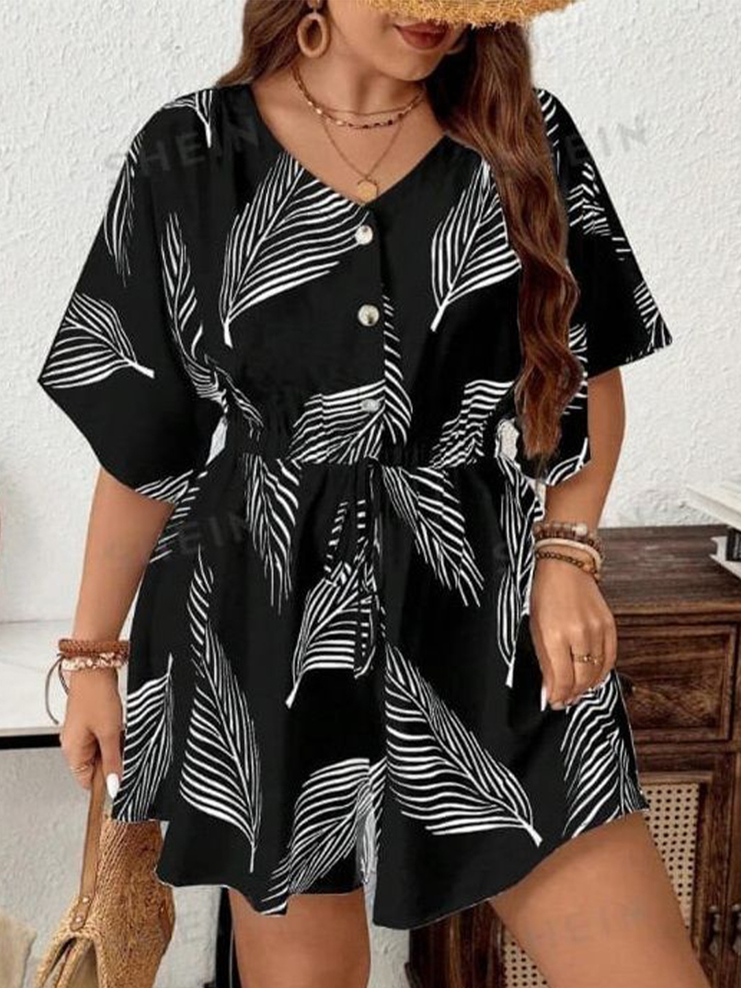

MANKSH Women Printed Playsuit, Black