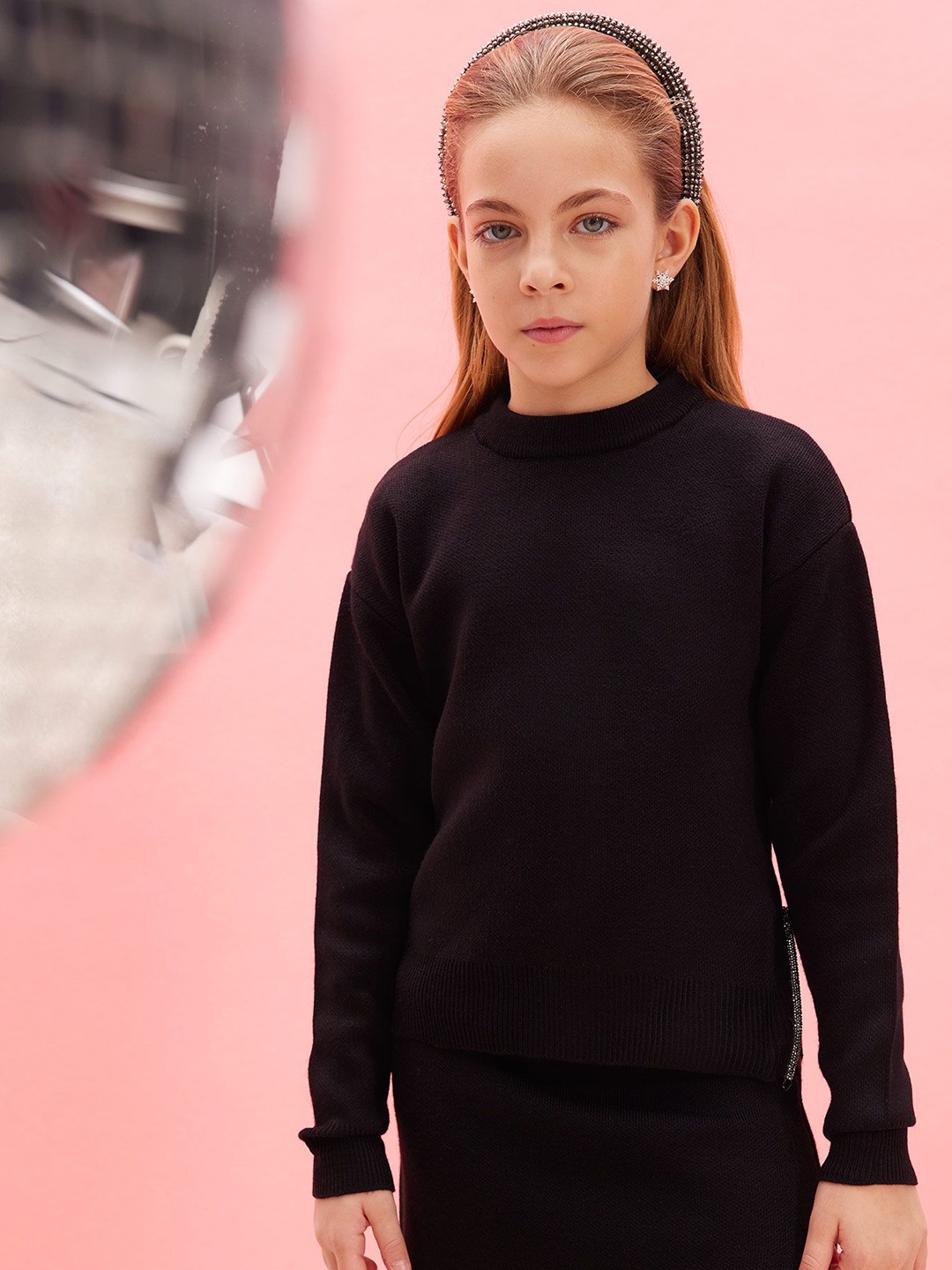 

DeFacto Girls Round Neck Pullover Sweater, Black