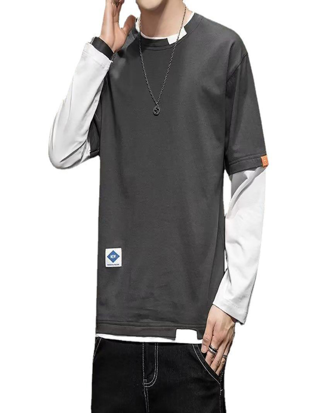 

StyleCast x Revolte Men Colourblocked T-shirt, Grey