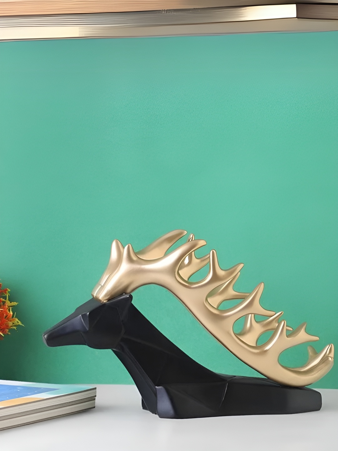 

SMOKEY COCKTAIL Black And Gold-Toned Deer Head Bottle Stand Figurine Showpiece