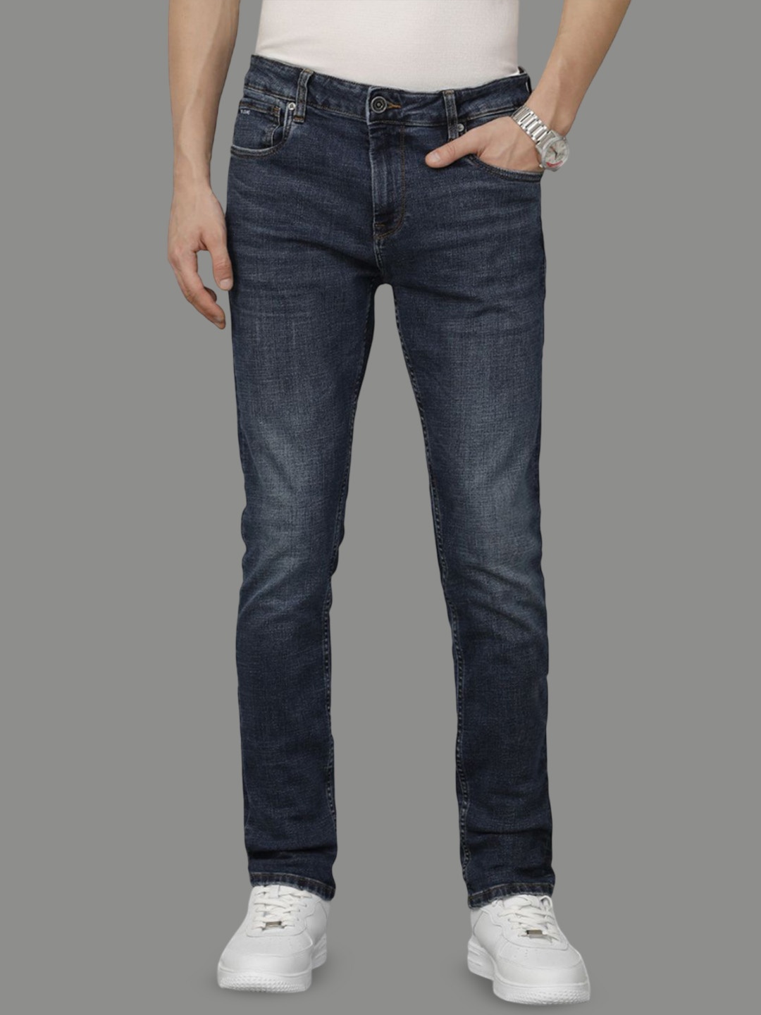 

Voi Jeans Men Skinny Fit Light Fade Stretchable Jeans, Blue