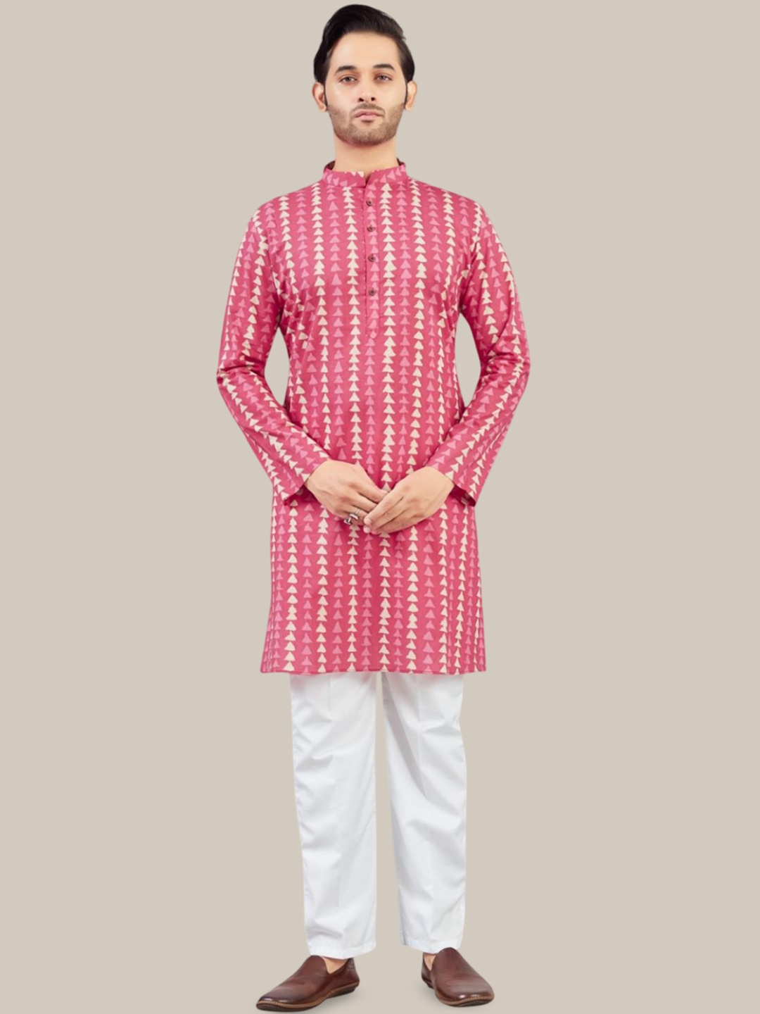 

Studio Shringaar Geometric Printed Cotton Mandarin Collar Straight Kurta, Pink