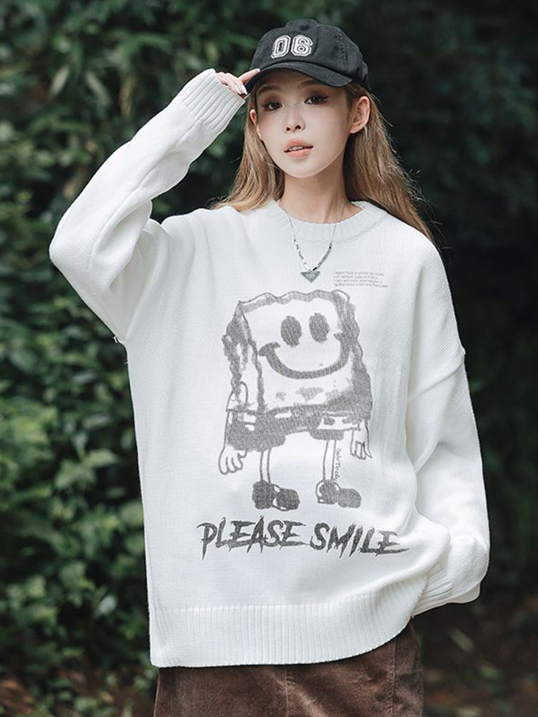 

StyleCast x Revolte Men Printed Longline Pullover, White