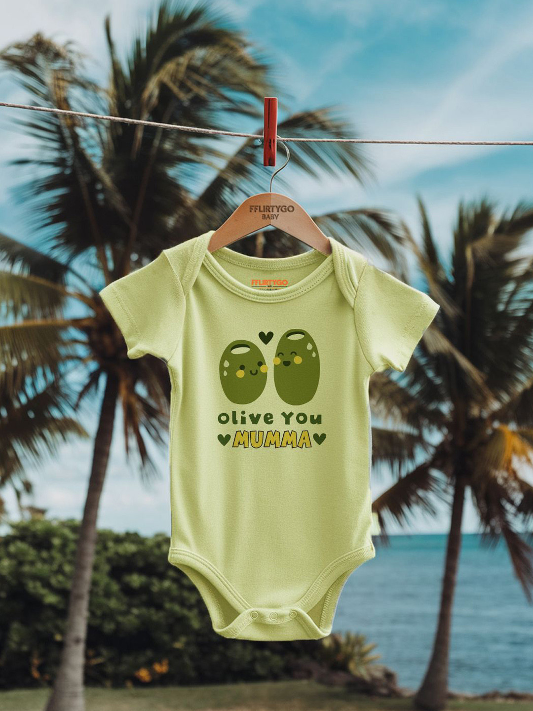 

FFLIRTYGO Infants Valentine day Printed Cotton Bodysuit, Green