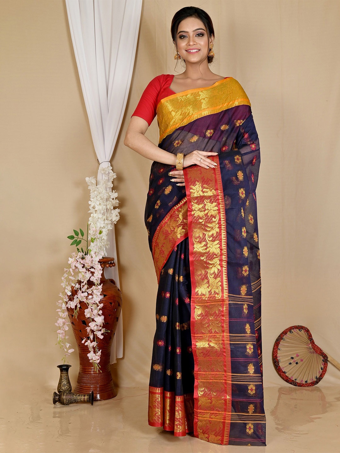 

DipDiya Woven Design Zari Pure Cotton Taant Saree, Navy blue
