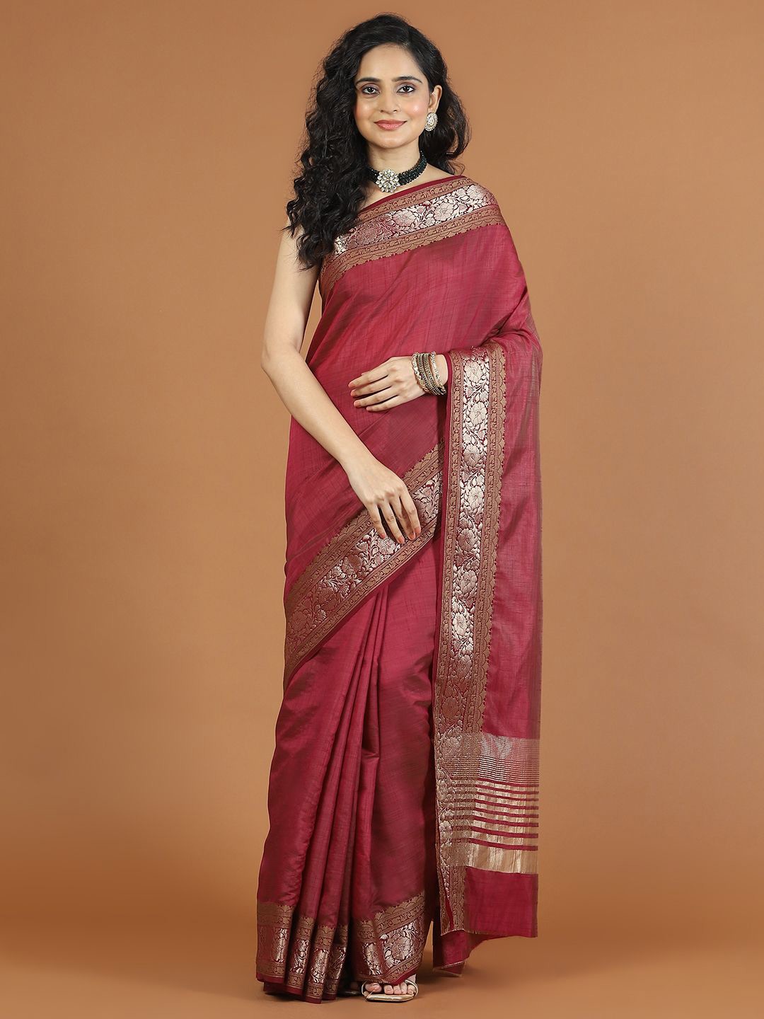 

Meena Bazaar Zari Saree With Blouse Piece, Burgundy