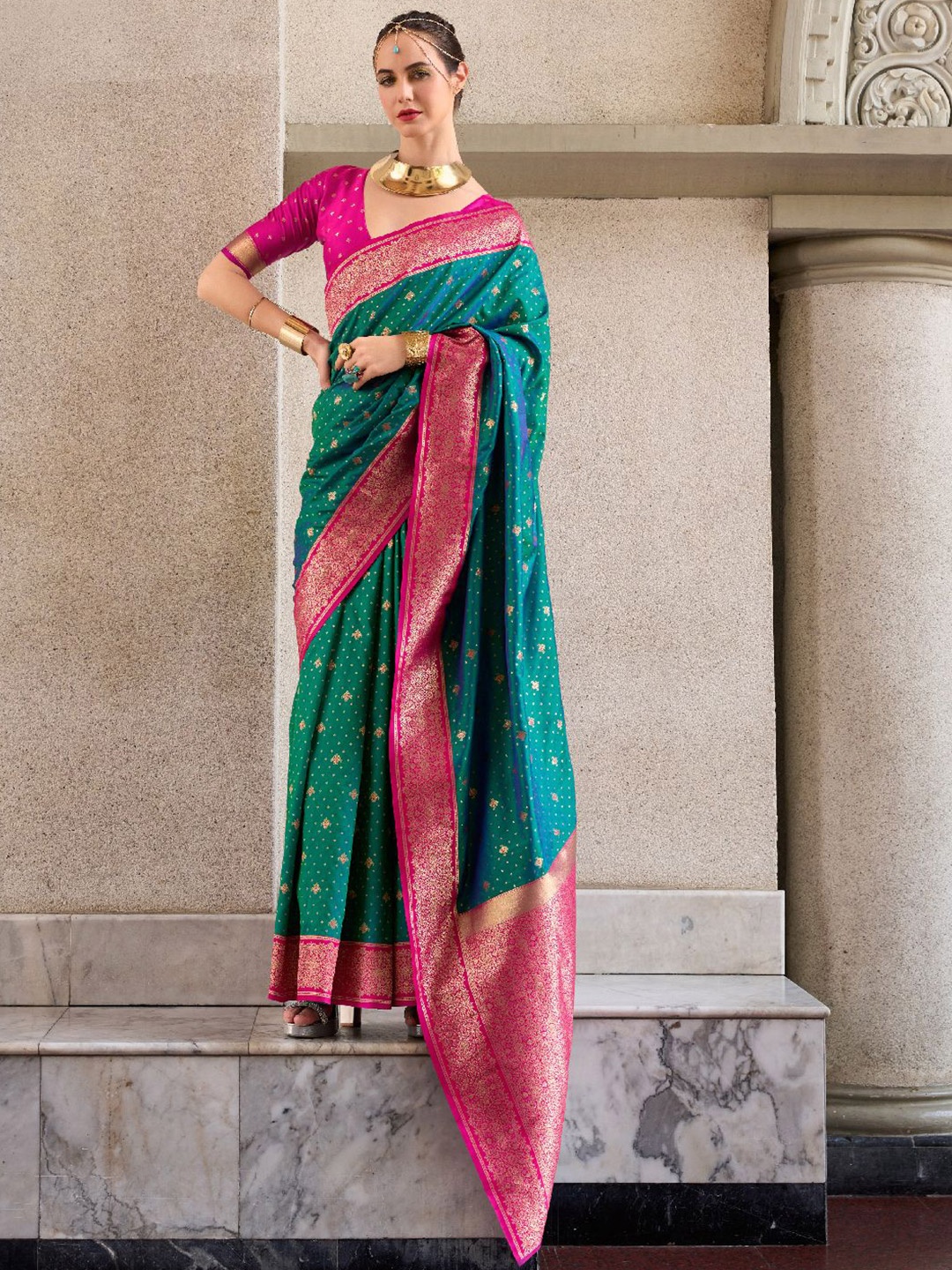 

Mitera Woven Design Zari Banarasi Saree, Green