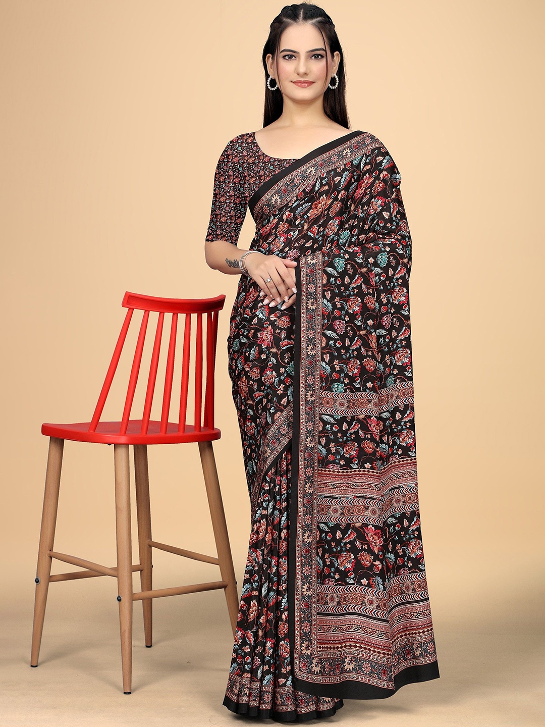 

K 5 Fashion Floral Pure Crepe Saree, Black