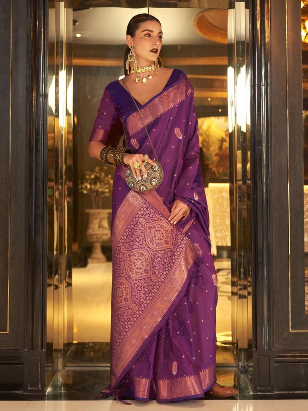 

Anouk Woven Design Zari Silk Blend Banarasi Saree, Purple