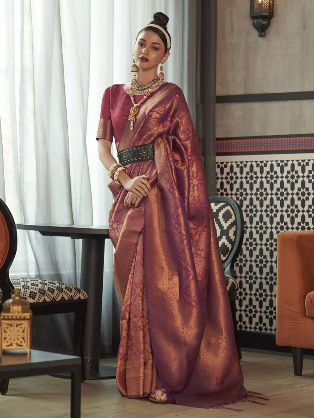 

Anouk Woven Design Zari Silk Blend Banarasi Saree, Maroon