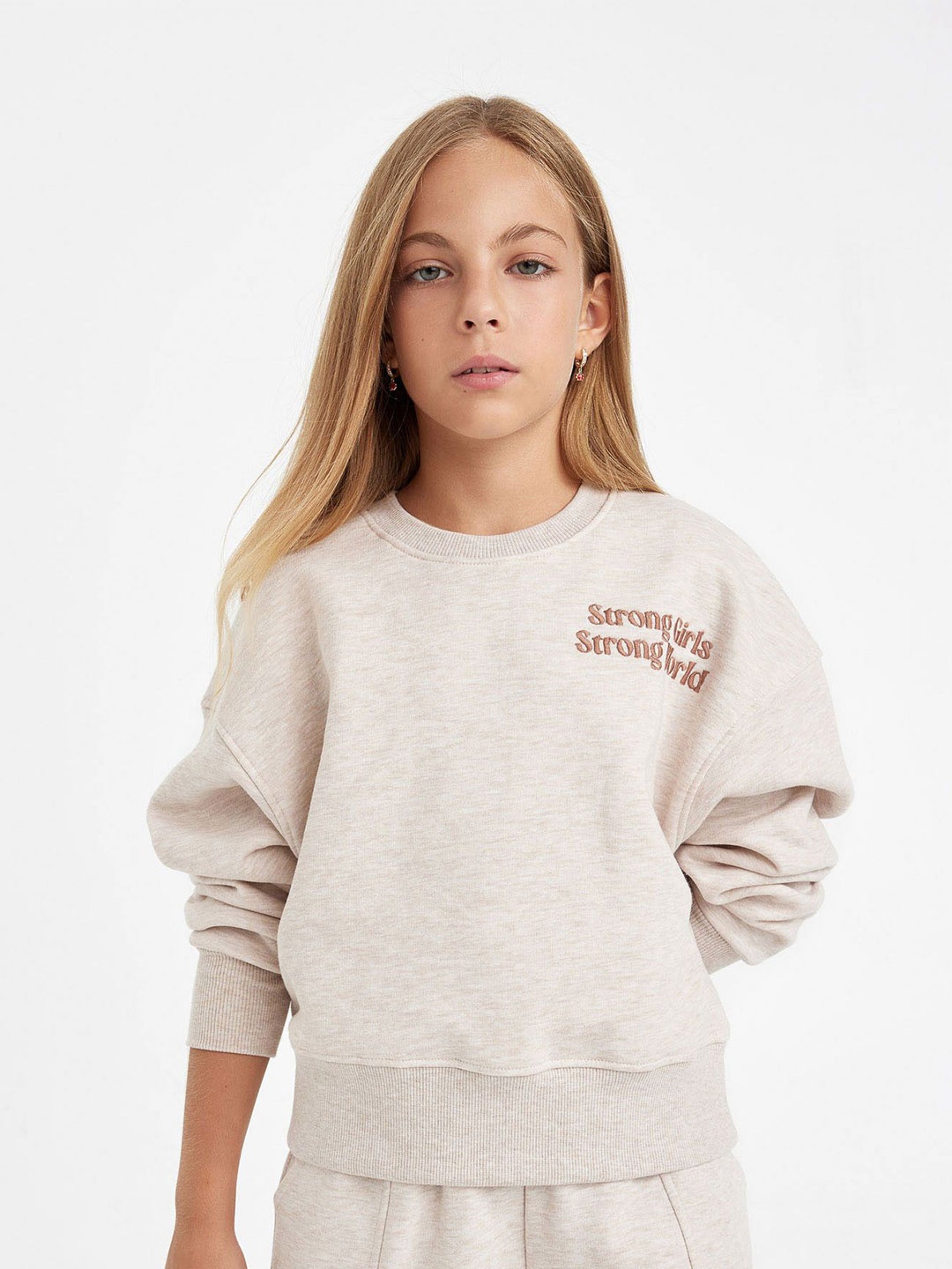 

DeFacto Girls Typography Printed Pullover, White